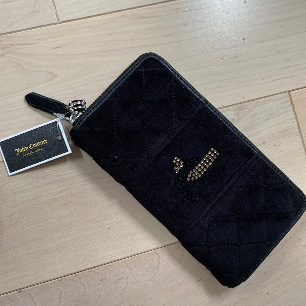 Juicy couture black velvet quilted soft wallet